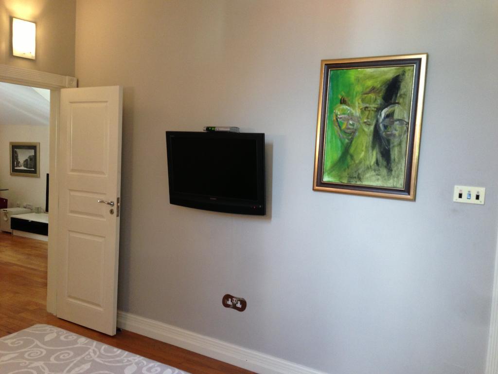 London Apartment Budva Zimmer foto